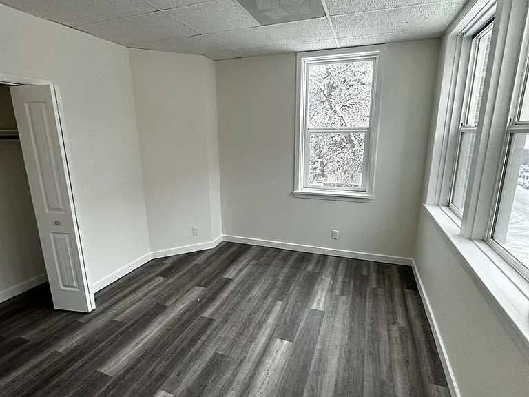 Apartments in the HEart of downtown Bozeman! — Photo 16