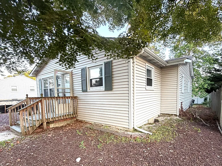 114 Morris Blvd — Photo 5