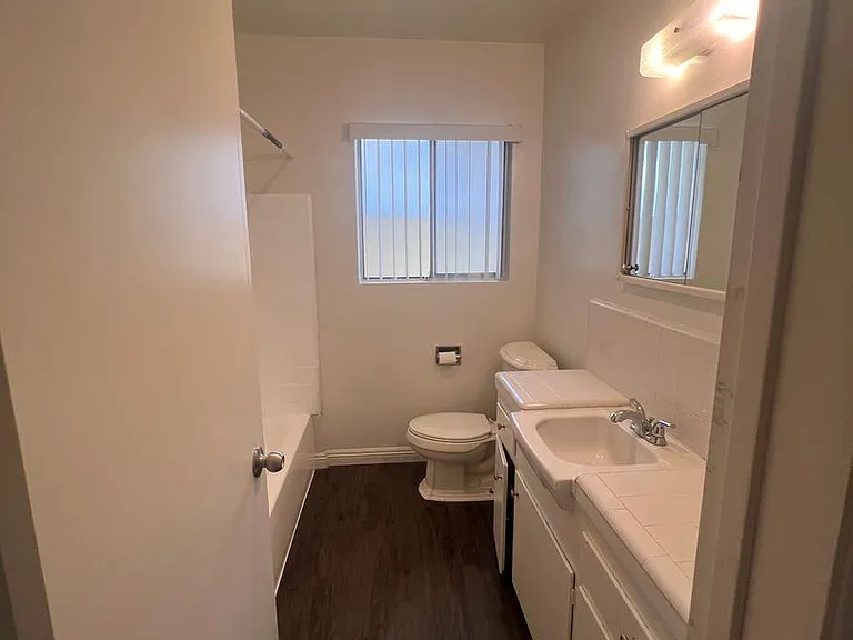 Ramona — Photo 14