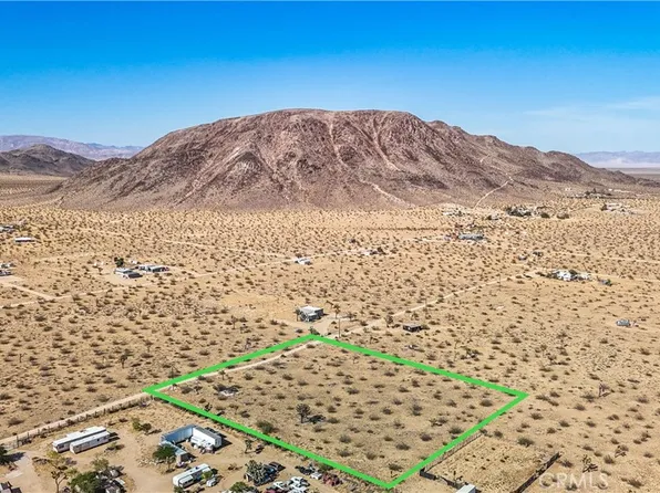 123 Lorraine Ave, Landers, CA 92285