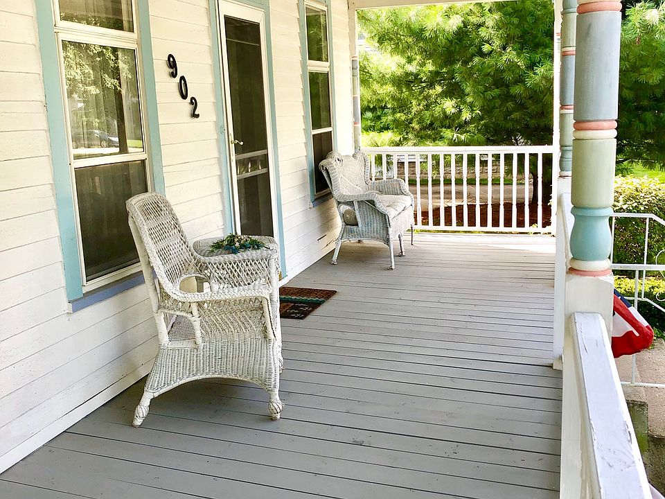 902 S Jackson St, Auburn, IN 46706 | Zillow