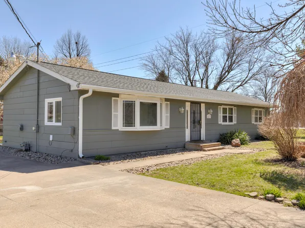 4617 NE 33rd Ct, Des Moines, IA 50317