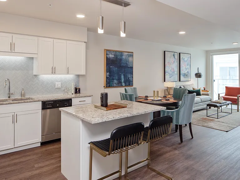 Mariblu at Southcenter 55+ Active Adult Apartments — Photo 5