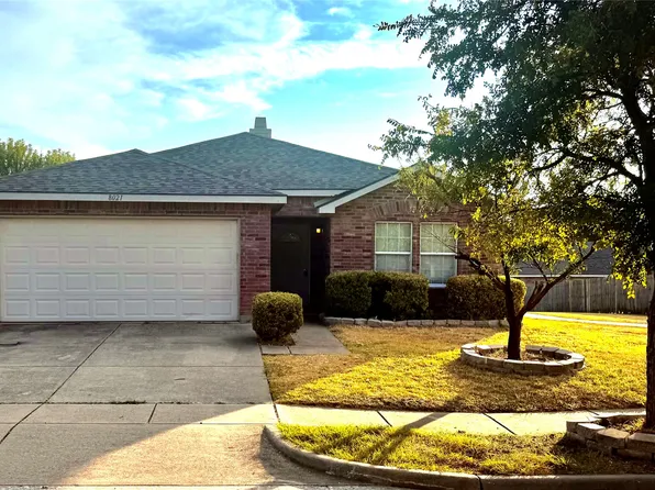8021 Stowe Springs Ln, Arlington, TX 76002