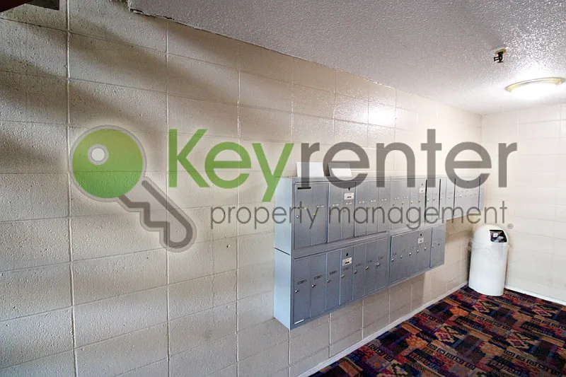 1 bed, 1.0 bath, 675 sqft, $1,350 — Photo 3