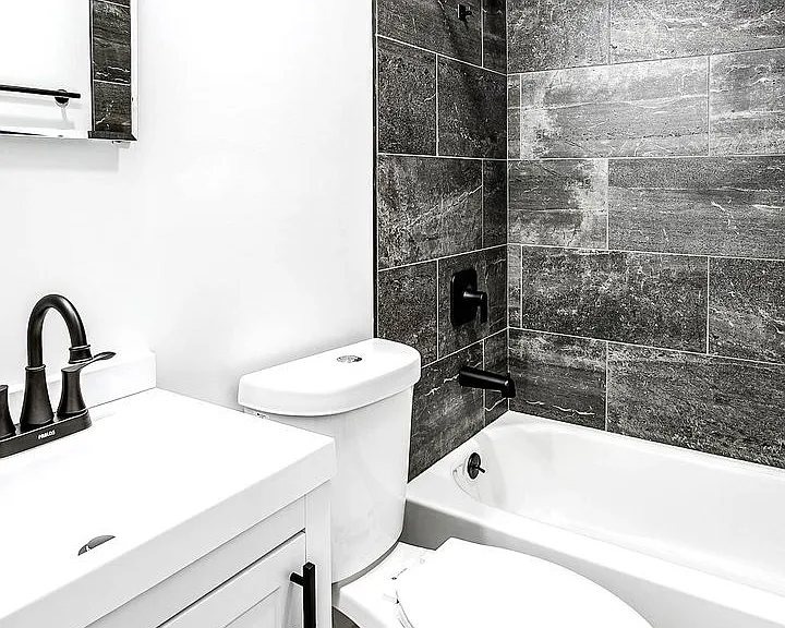 817 N 47th St #8 — Photo 8