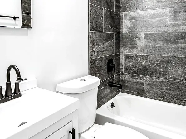 817 N 47th St #5, Omaha, NE 68132