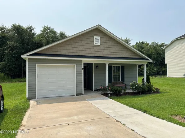 706 N Saratoga Street, Stantonsburg, NC 27883