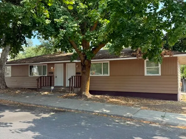 3216 N Maple St, Spokane, WA 99205