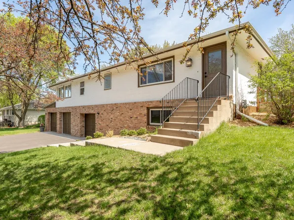 6770 Yucca Ln N, Maple Grove, MN 55311
