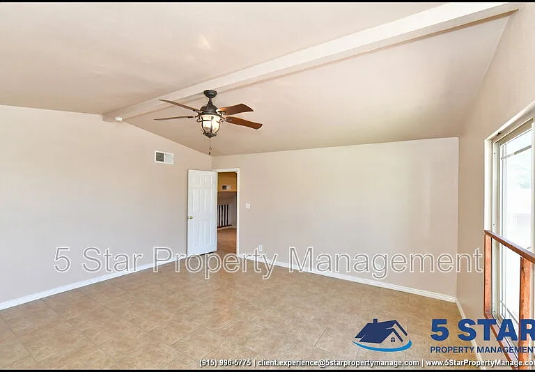 908 Bolivia St — Photo 29
