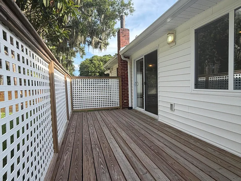 736 W King St #A — Photo 15