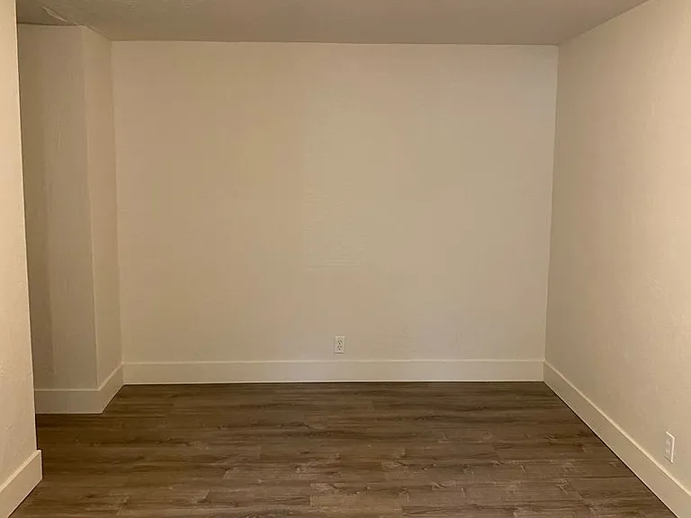 1642 Mulberry St — Photo 12