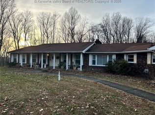 409 Wildlife Way, Clendenin, WV 25045