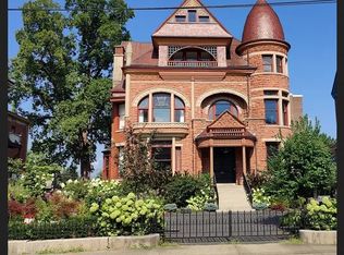 1118 S 3rd St #3, Louisville, KY 40203
