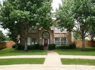 2421 Jester Pl, Carrollton, TX 75006