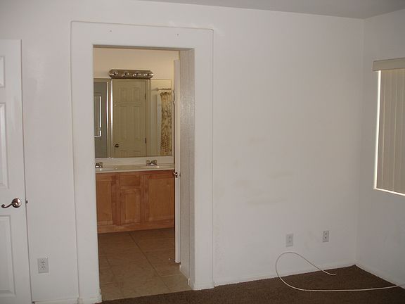 3rd image of 7556 Thistle Poppy St