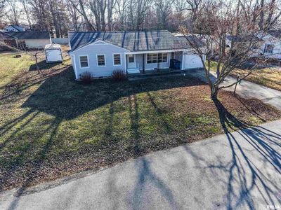 110 Hickory St, Flora, IL, 62839