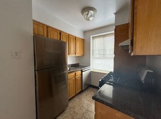 196-20 67th Ave #1B, Fresh Meadows, NY 11365