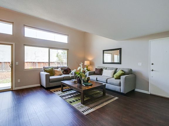 3rd image of 2384 Tocayo Ave Unit 124