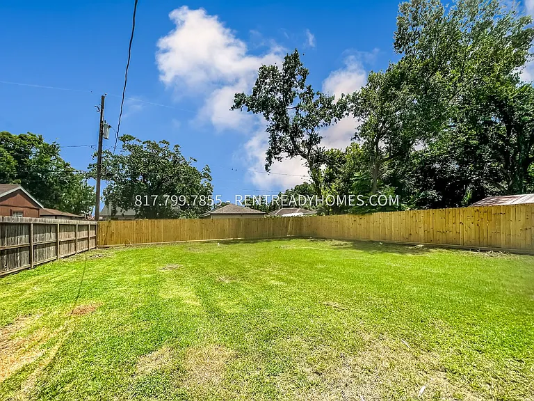 8112 Barkley St — Photo 13