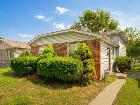 12503 S Winchester Ave, Calumet Park, IL 60827