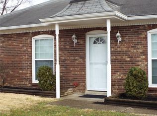 2332 Tupelo Dr, Clarksville, IN 47129