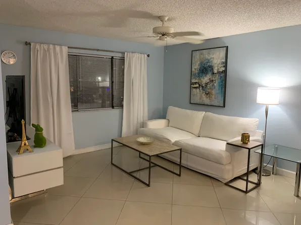 620 S Park Rd, Hollywood, FL 33021