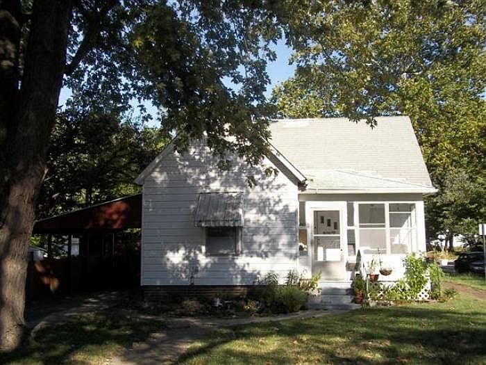 1st image of 508 S Urbana Ave