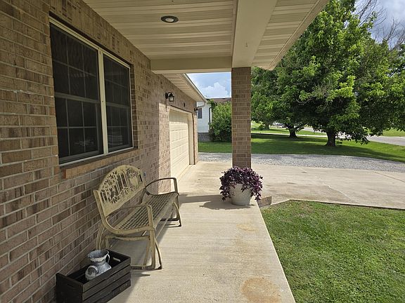 3rd image of 514 Guthery Street