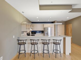 309 W Washington Ave Unit 412, Madison, WI 53703