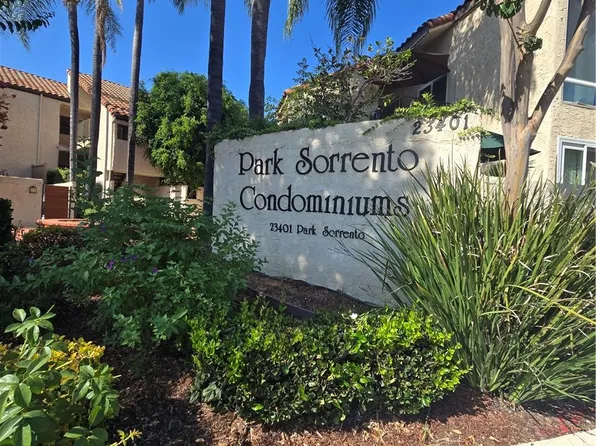 23401 Park Sorrento, Calabasas, CA