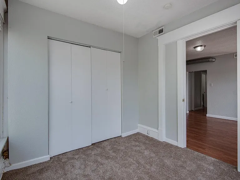 2912 Pleasant Ave #1-2-3 — Photo 6