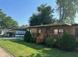 319 Hickory Ln, Justice, IL 60458