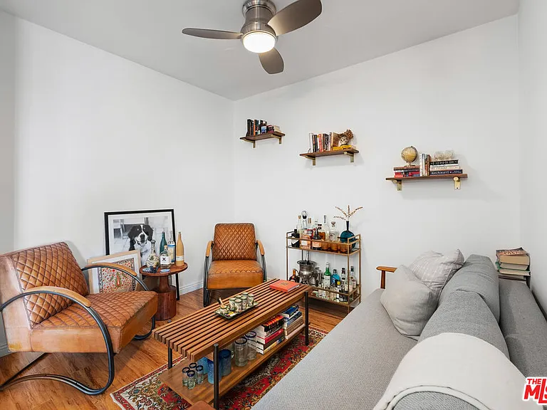 900 Euclid St #403 — Photo 11