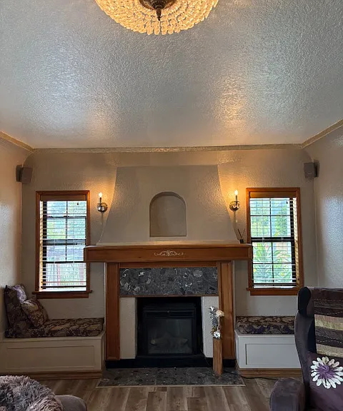 1230 Basswood Ave — Photo 19