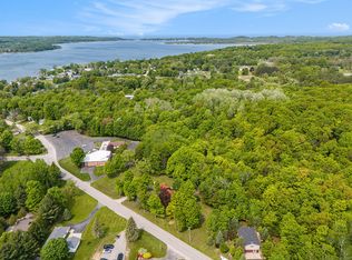 3rd St, Onekama, MI 49675