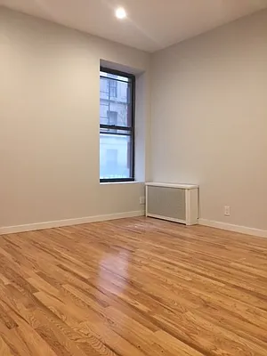 Rented by Roberto Guilbet, LREB | media 31