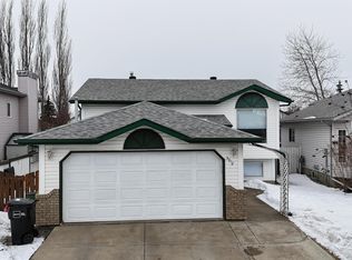 3912 30th St NW, Edmonton, AB T6T 1K4