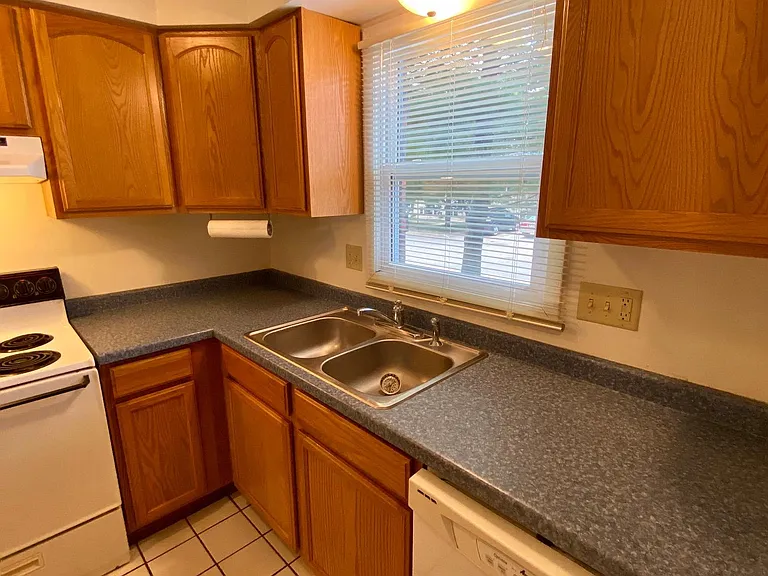 3829 Cliffside Dr — Photo 12