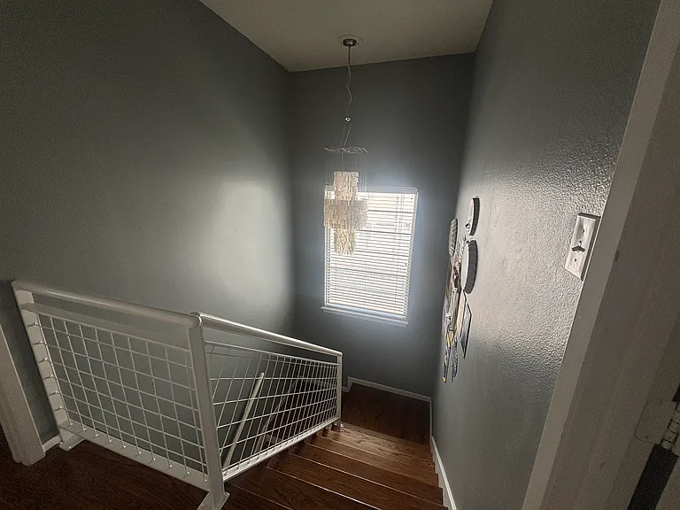 4116 N Hall St — Photo 14