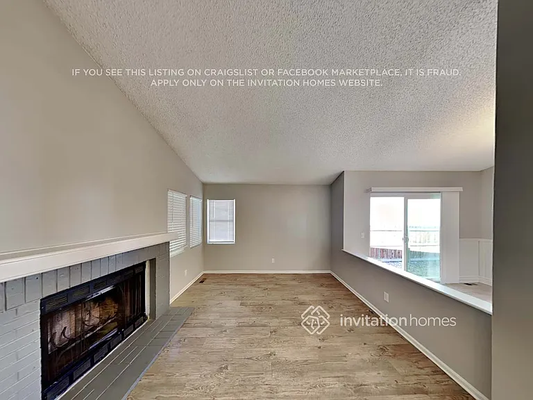 4265 E 133rd Pl — Photo 4