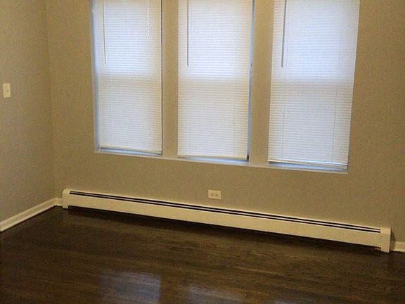 4th image of 7954 S Laflin St #15103