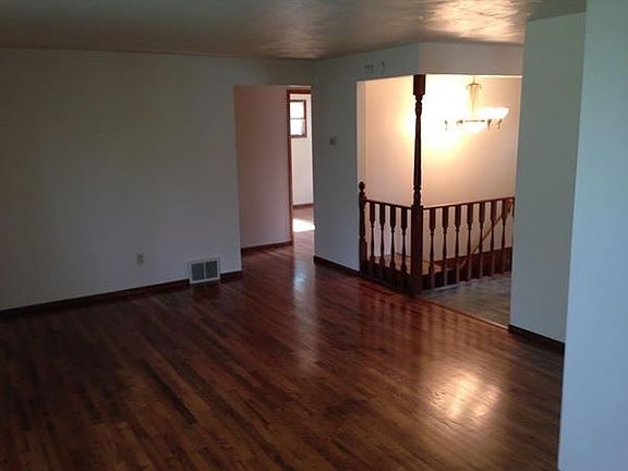 4th image of 6406 N Whitehouse St