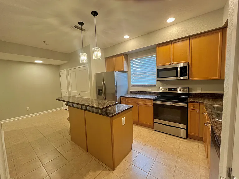 3405 W Swann Ave #6 — Photo 5