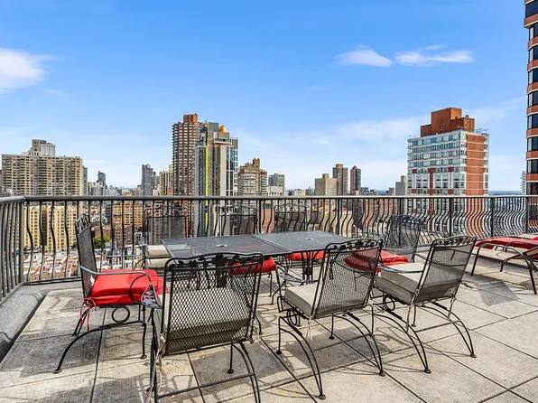 343 East 74th Street 8K image 9 of 9