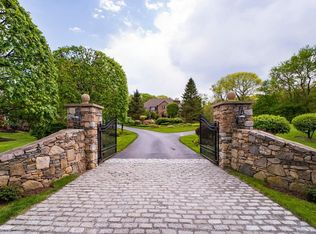 400 Hunters Xing, East Greenwich, RI 02818