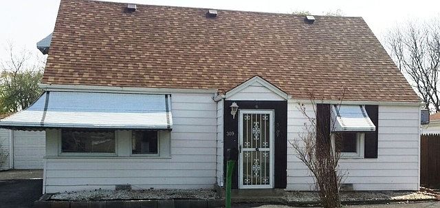 1st image of 309 Country Club Dr