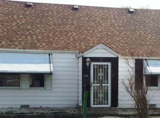 309 Country Club Dr, Northlake, IL 60164