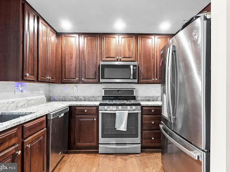 15 Swanton Ln #100 — Photo 12